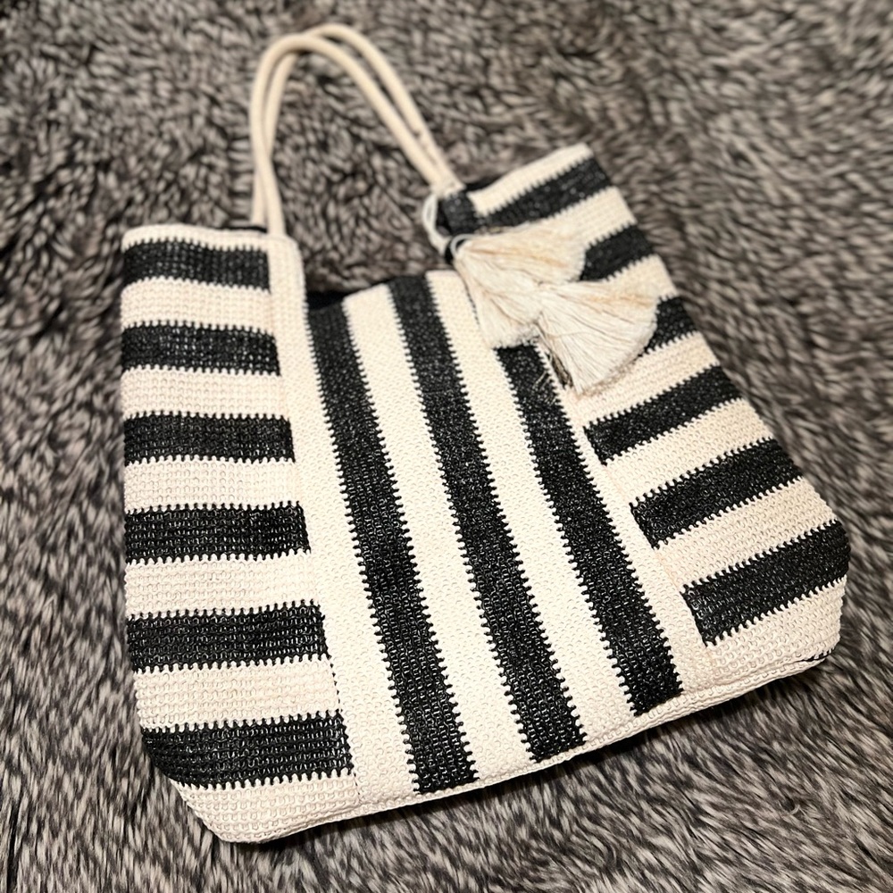 Woven Summer Tote (black/ white stripe)